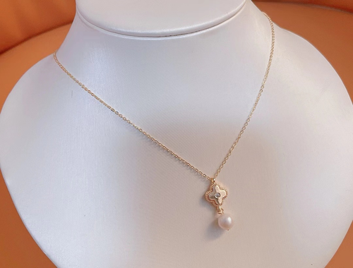 Freshwater Pearl Pendant