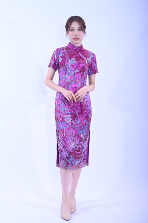Line & Curve 紫紅底珠片短袖中長旗袍 YL1172-3