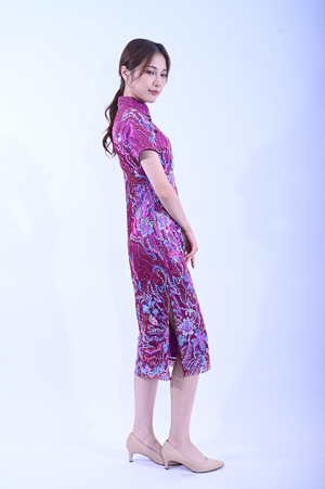 Line & Curve 紫紅底珠片短袖中長旗袍 YL1172-3