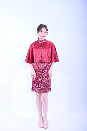 Line & Curve 紫紅底珠片短袖短旗袍 YL1171-2