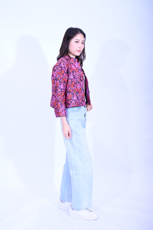 Line & Curve黑底粉紅花鈕扣反袖外套YL222B-12