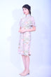 Line & Curve 粉底綠花喬其紗披肩旗袍92016A